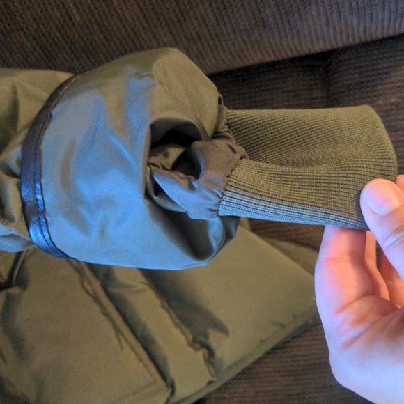 Olive Green Pajar Parka with fur lined hood - Picture 5 of 11